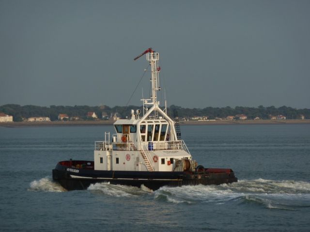 VB Pouliguen - estuaire - 29 avril 2011.JPG